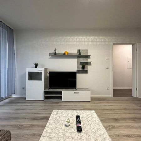 Olis Appartement In Нойс Экстерьер фото