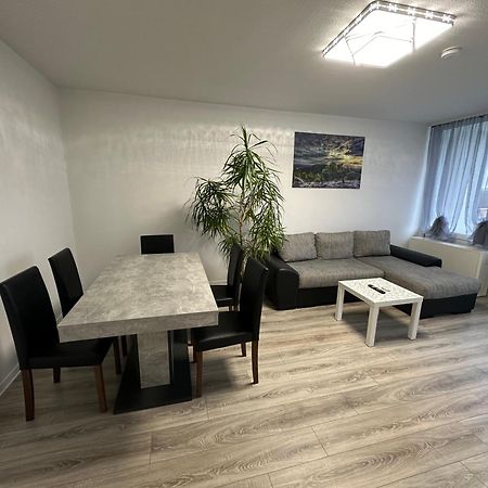 Olis Appartement In Нойс Экстерьер фото