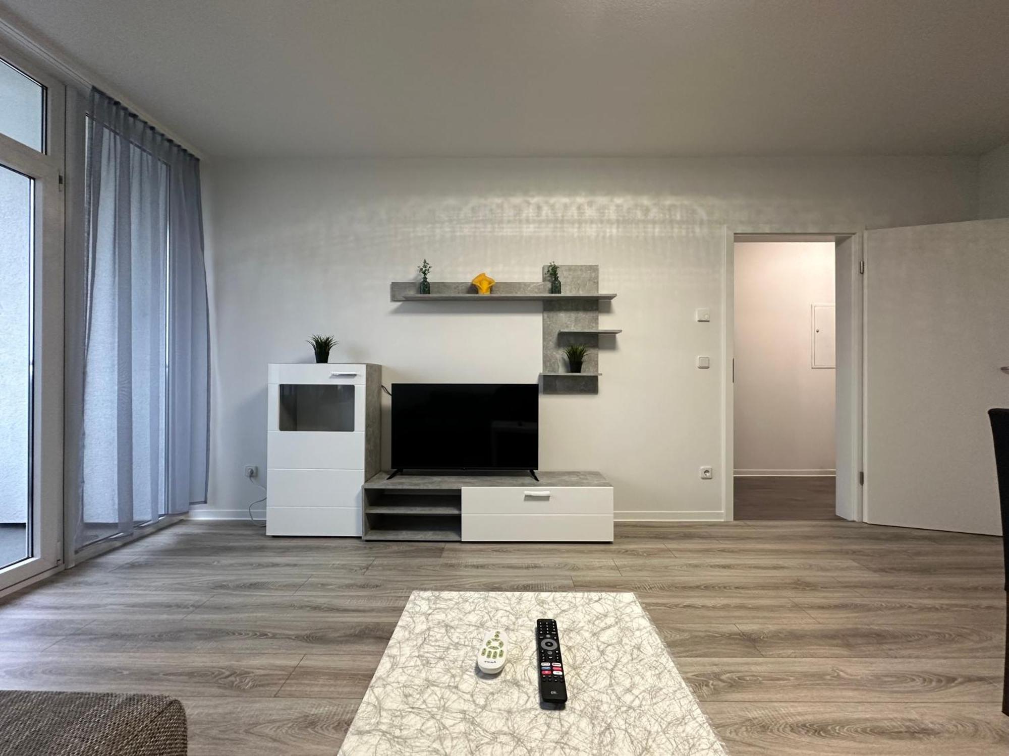 Olis Appartement In Нойс Экстерьер фото